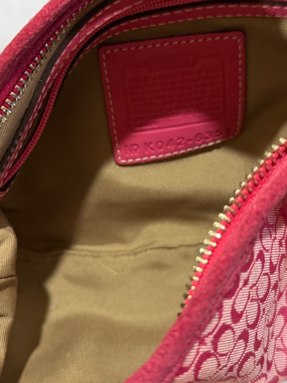 Coach Pink Signature Jacquard Hobo Bag - Suede Trim - Picture 5 of 5